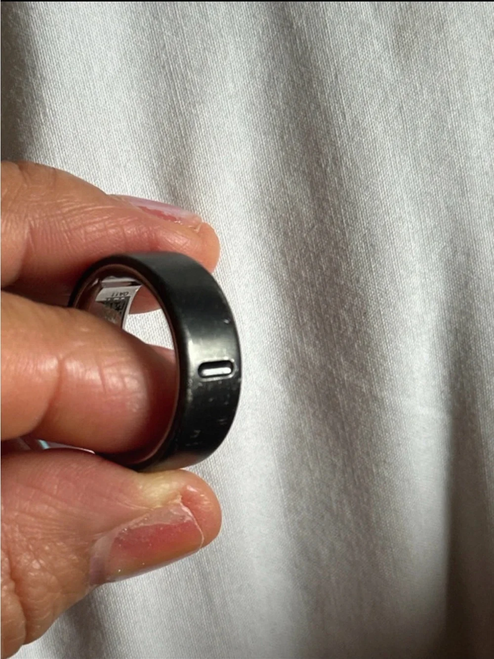 Discrete Black Smart Ring with Activity & Sleep Monitoring